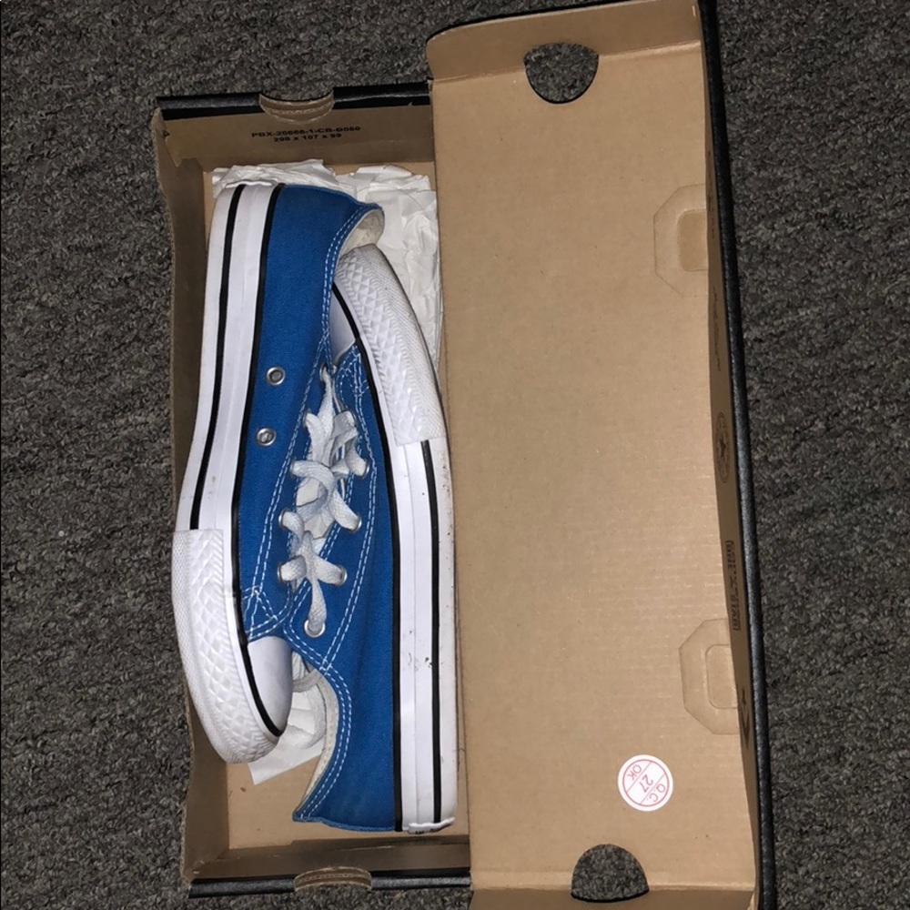 blue converse
